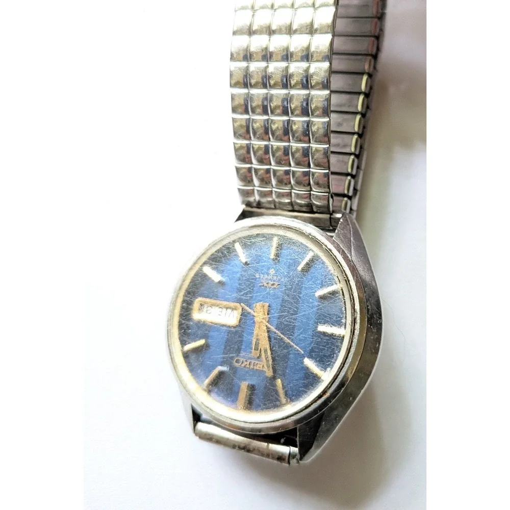 Seiko DX Wristwatch Mens 1973 Vintage Retro Automatic 17 Jewels 6106-7829 Japan